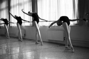 La fuerza que se esconde tras la elegancia del Ballet