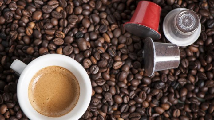 España prohibirá las capsulas de café y demás desechables.